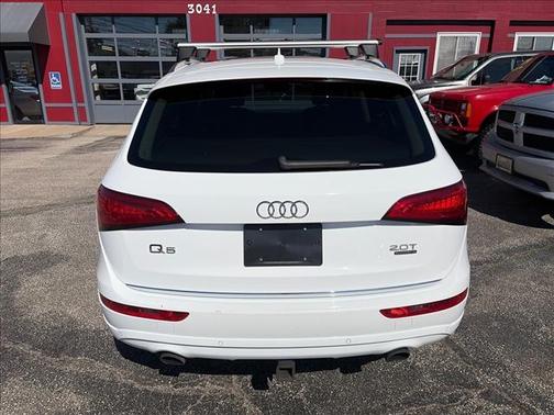 Glacier White Metallic 2016 Audi Q5 2.0T Premium Plus