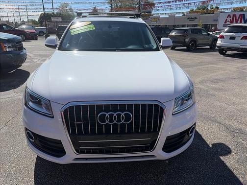 Glacier White Metallic 2016 Audi Q5 2.0T Premium Plus