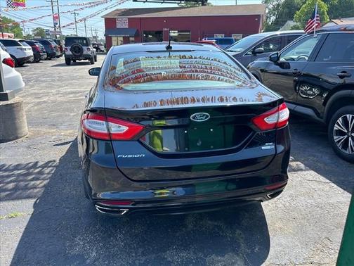 2016 Ford Fusion SE
