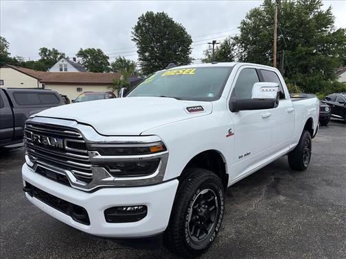 Bright White Clearcoat 2026 RAM 2500 Laramie
