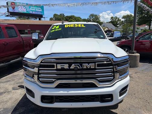 Bright White Clearcoat 2026 RAM 2500 Laramie