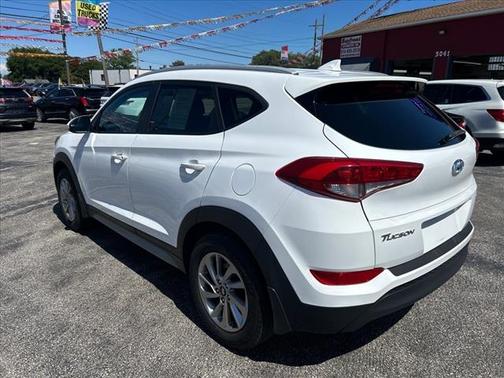 2018 Hyundai TUCSON SEL