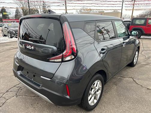 2024 Kia Soul LX