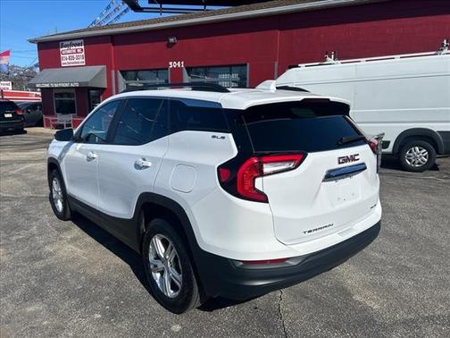2022 GMC Terrain SLE