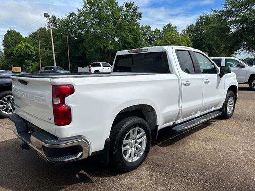 Summit White 2019 Chevrolet Silverado 1500 LT