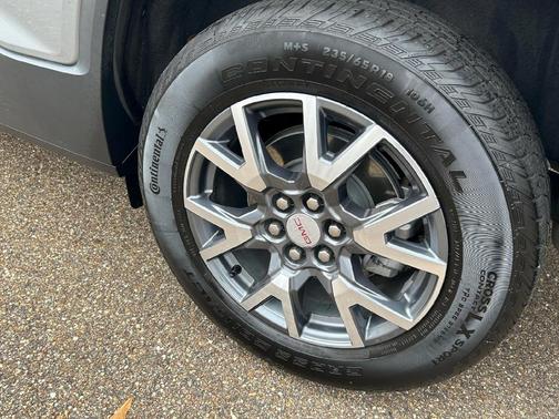 Sterling 2023 GMC Acadia SLT