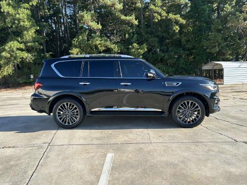 Mineral Black 2024 INFINITI QX80 SENSORY AWD