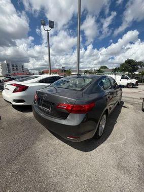 2013 Acura ILX 2.0L w/Premium Package