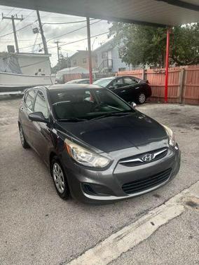 2013 Hyundai Accent GS