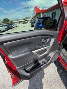 2019 Nissan Titan SV