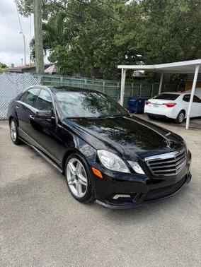 Black 2011 Mercedes-Benz E-Class E 350 4MATIC