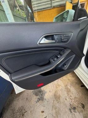 2014 Mercedes-Benz CLA-Class Base