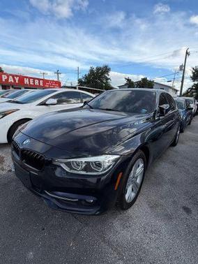 2017 BMW 330 i xDrive