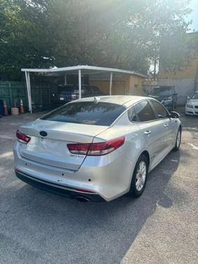 2018 Kia Optima LX