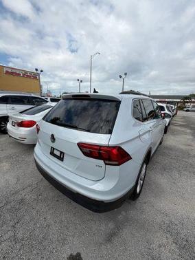2018 Volkswagen Tiguan 2.0T SE