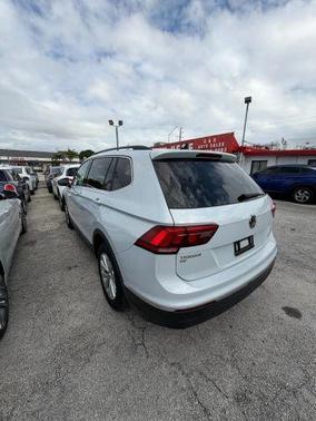 2018 Volkswagen Tiguan 2.0T SE