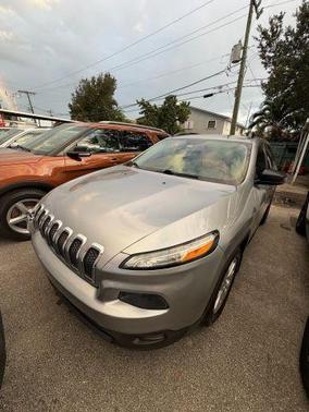 2015 Jeep Cherokee Sport