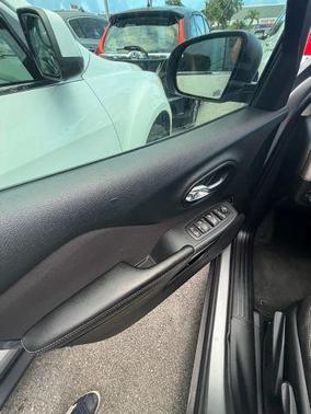 2015 Jeep Cherokee Sport