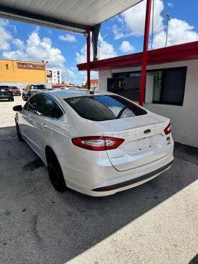 2016 Ford Fusion SE