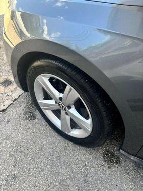 2012 Volkswagen Passat 2.5 SEL