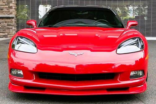 RED 2005 Chevrolet Corvette Base