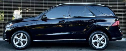 BLACK 2017 Mercedes-Benz GLE 350 Base