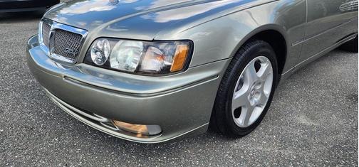 Green 1999 INFINITI Q45 PERFORMANCE