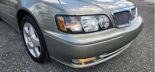Green 1999 INFINITI Q45 PERFORMANCE