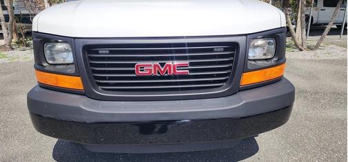 White 2016 GMC Savana 2500 Work Van