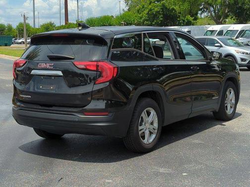 Ebony Twilight Metallic 2020 GMC Terrain SLE