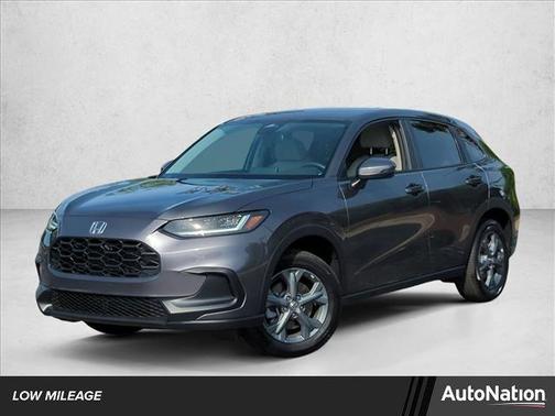 Solar Silver Metallic 2026 Honda HR-V LX