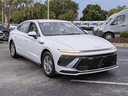 2025 Hyundai SONATA SE