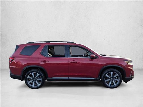 2023 Honda Pilot Touring 8-Passenger