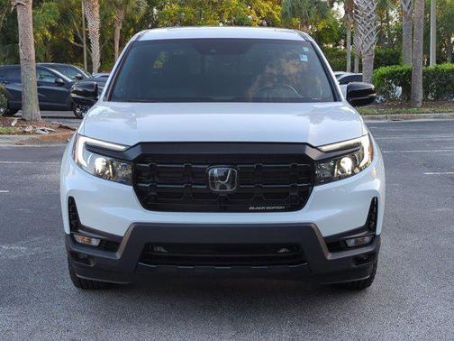 Platinum White Pearl 2025 Honda Ridgeline Black