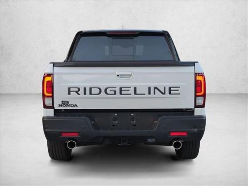 Platinum White Pearl 2025 Honda Ridgeline Black