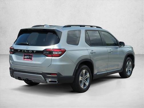 Solar Silver Metallic 2026 Honda Pilot EX-L