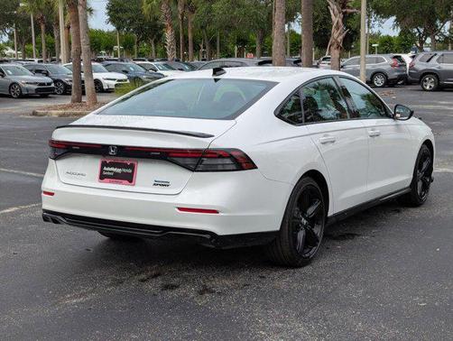 2025 Honda Accord Hybrid Base