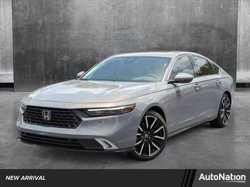 2025 Honda Accord Hybrid Touring