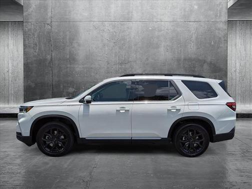 2025 Honda Pilot Touring 8-Passenger