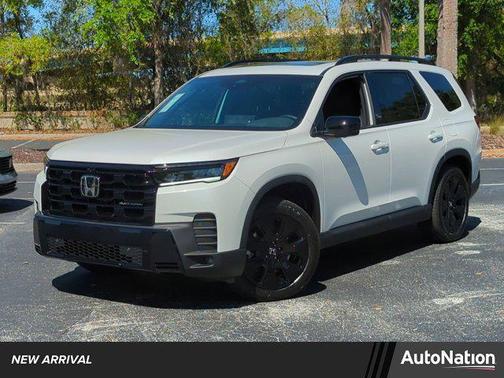 Platinum White Pearl 2026 Honda Pilot Black Edition