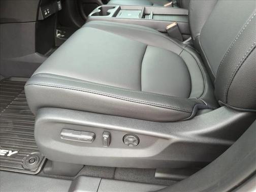 Platinum White Pearl 2026 Honda Odyssey EX-L