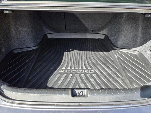 2020 Honda Accord Touring 2.0T