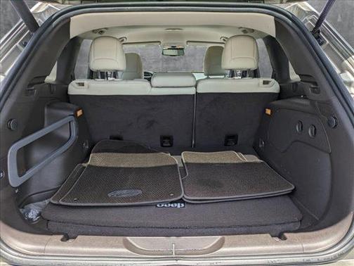 2017 Jeep Cherokee Overland