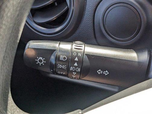 2022 Mitsubishi Mirage ES