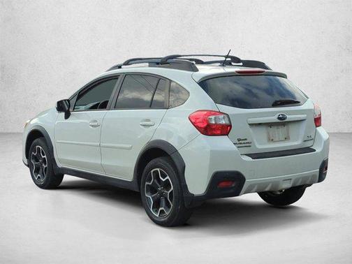 Crystal White Pearl 2015 Subaru XV Crosstrek 2.0i Premium