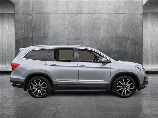2022 Honda Pilot AWD Elite
