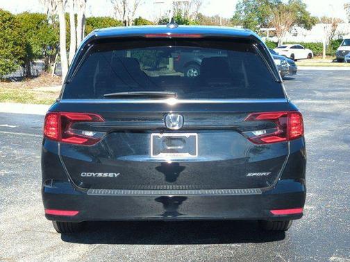 2024 Honda Odyssey Sport