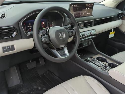 Platinum White Pearl 2026 Honda Pilot Elite