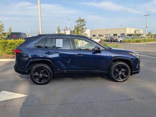 2019 Toyota RAV4 Hybrid SE