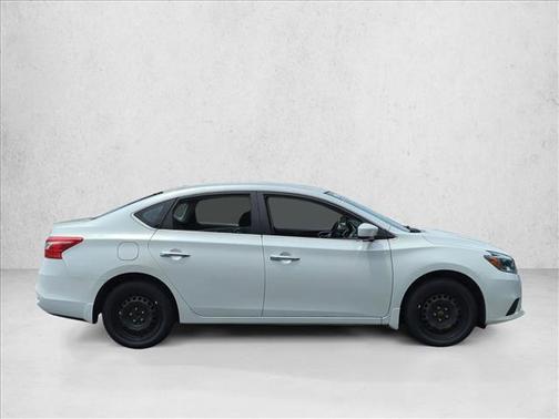 Aspen White 2017 Nissan Sentra SV
